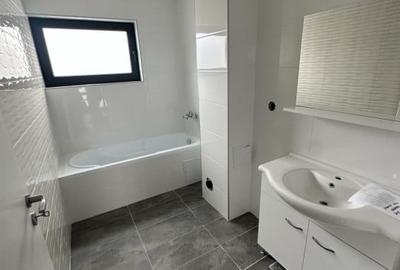 Casa individuala de 4 camere,  129 mp utili, curte, zona Dezmir - 9