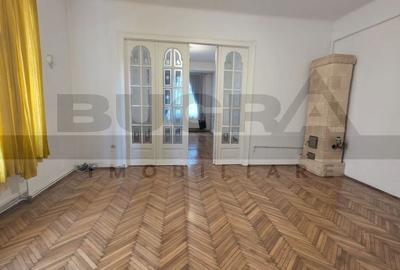 Apartament cu 4 camere semidecomandat în Grigorescu