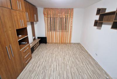 Garsonieră nedecomandată în Triaj - 1