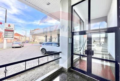 Spațiu comercial, de 175 mp, în Decebal - 19