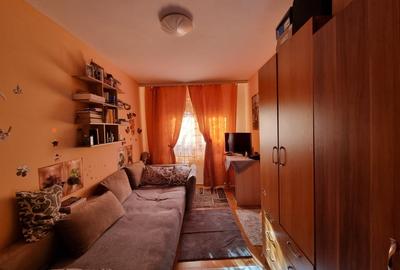 Apartament cu 2 camere nedecomandat, mobilat în Central - 1