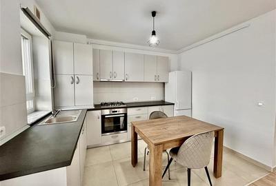 Apartament cu 2 camere semidecomandat, mobilat în Tractorul - 10