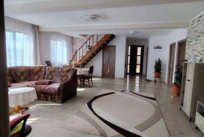 Casă cu 2 camere în Central - 7