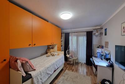 Apartament cu 3 camere decomandat, mobilat în Nord