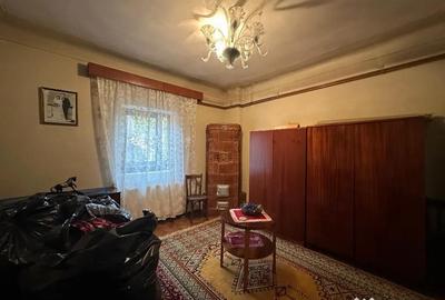 Casă cu 4 camere cu Teren 1266 Mp în Strejnicu - 5