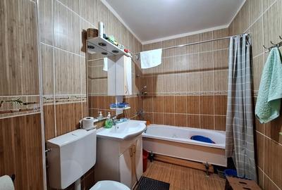 Garsonieră decomandată, mobilată în Florești - 6