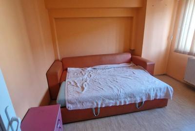 Apartament cu 4 camere semidecomandat în Pantelimon - 18