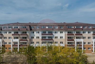 Apartament cu 2 camere semidecomandat în Sânpetru