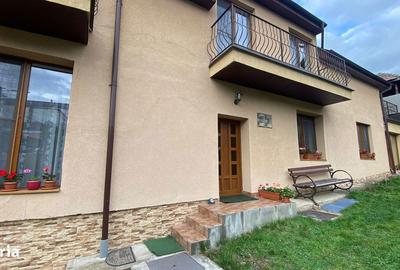 Casă cu 5 camere decomandat cu Canalizare în Zorilor - 10