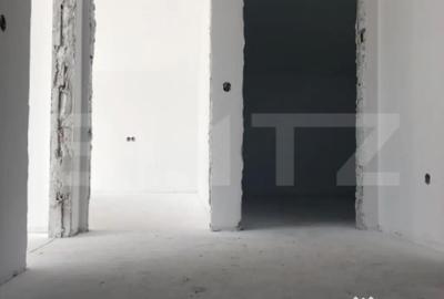 Casă cu 4 camere cu Teren 750 Mp în Central