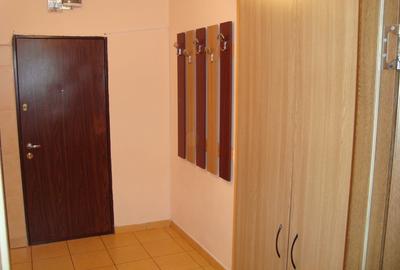 Garsonieră decomandată în Drumul Taberei