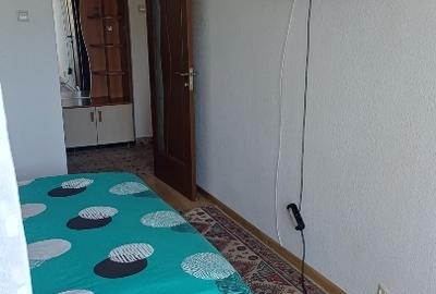 Apartament cu 3 camere decomandat în George Enescu - 2