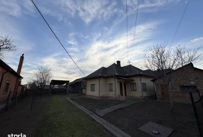 Casă cu 4 camere cu Teren 2000 Mp în Central - 5