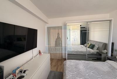 Apartament cu 2 camere semidecomandat, mobilat în Tractorul - 7