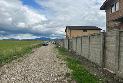 Teren de casa intravilan, zona Tarlungeni - Izvor! - 10