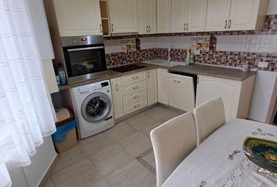 Apartament cu 2 camere decomandat în Tractorul - 3