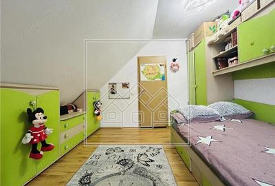 Ap cu 3 camere, 81 mp utili, tip mansarda, Zona Cedonia - 4