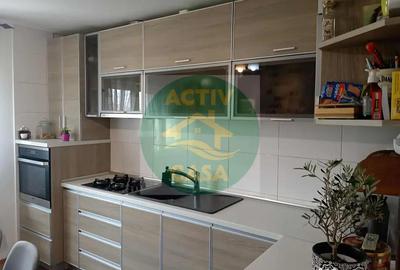 Apartament cu 2 camere decomandat în Roman - 1