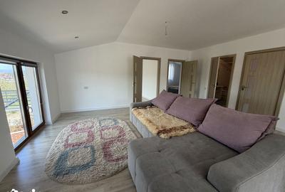 Casă cu 5 camere cu Teren 1175 Mp în Central - 9