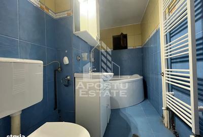 Apartament cu 3 camere în Polivalentă