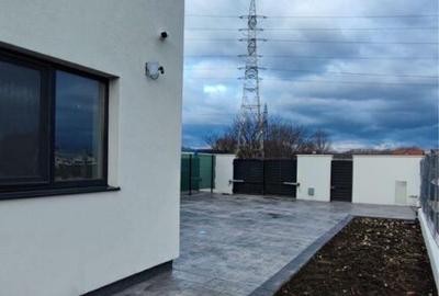 Casa 4 Camere Cartierul Stupini - 9