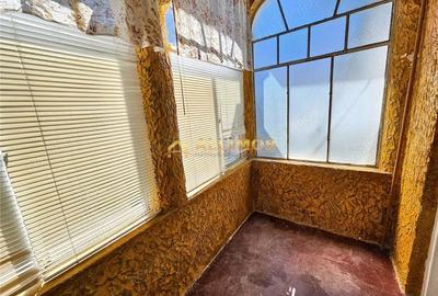 Casă cu 4 camere cu Teren 274 Mp în Central - 10