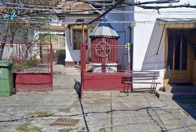 Casă cu 5 camere cu Teren 361 Mp în Central - 8