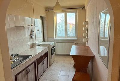 Apartament cu 2 camere decomandat în Cartierul Traian - 6