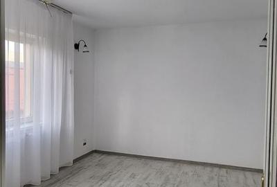 Spațiu comercial, de 30 mp, în Central - 9