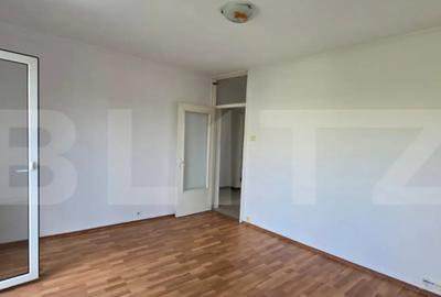 Apartament cu 3 camere decomandat în Micro 17 - 4