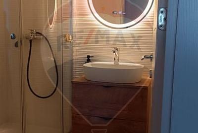 Apartament cu 3 camere decomandat, mobilat în Central - 16