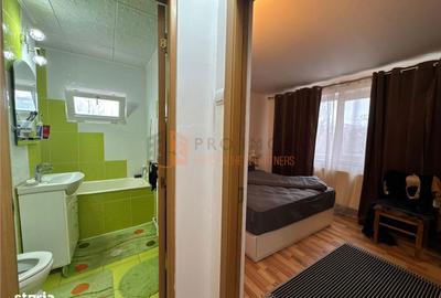 Apartament cu 3 camere semidecomandat, mobilat în Micro 5 - 2