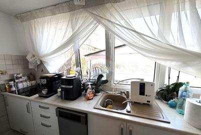 Apartament cu 2 camere decomandat în Central - 2