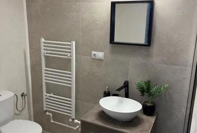 Apartament cu 2 camere semidecomandat în Central - 1