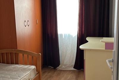 Apartament cu 3 camere semidecomandat în Central - 5
