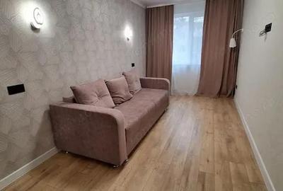 Apartament cu trei camere de inchiriat in zona Gheorghe Lazar - 3