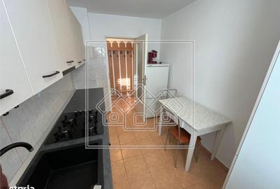 Apartament cu 3 camere semidecomandat în Cristian - 5