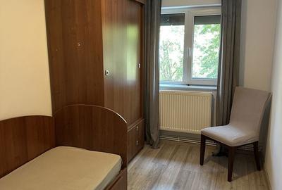 Apartament cu 3 camere decomandat în Central - 1