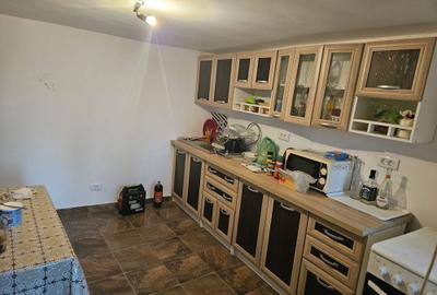 Casă cu 3 camere în Exterior Vest