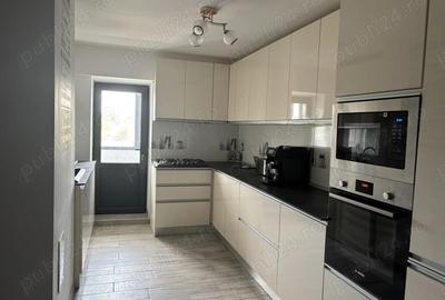 Vand apartament in ora?ul Har?ova - 3