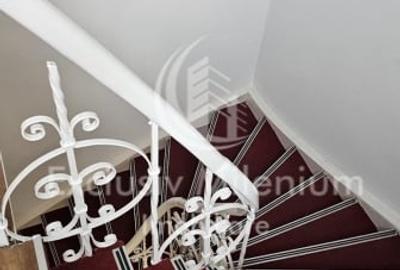 11 Iunie- Unirii Birouri 6 camere - 8