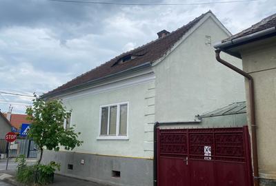 Casă individuală cu 4 camere cu Canalizare în Piața Cluj - 10