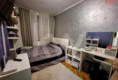 Apartament cu 3 camere semidecomandat, mobilat în 1 Mai - 9