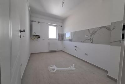 Apartament cu 2 camere decomandat în Galata - 13