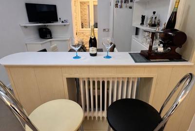Apartament cu 3 camere, mobilat în Sud - 13