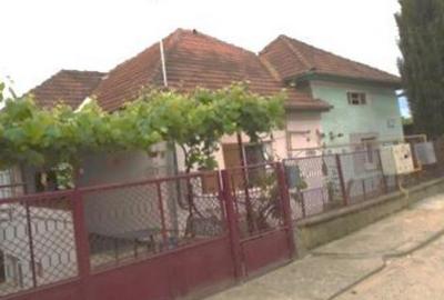 Cota de 1/2 din casa si teren- municipiul Hunedoara, jude... - 6