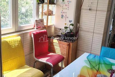 Drumul Sarii - Apartament spatios 3 camere - usor negociabil - 8