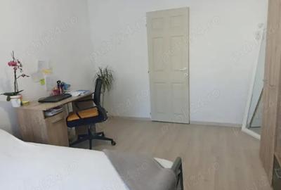 De vanzare garzoniera la zona 7 noiembrie