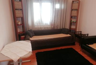 Apartament cu 2 camere semidecomandat în P-ța Unirii - 1