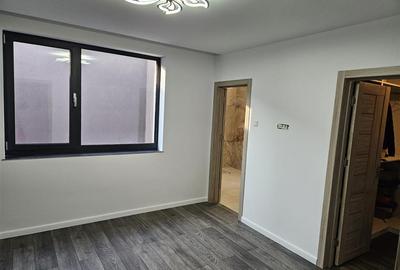Casă cu 6 camere cu Teren 380 Mp în Pipera - 14